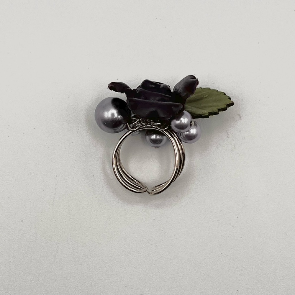 **NEW** LEATHER ROSE ADJUSTABLE RING - Picture 10 of 11
